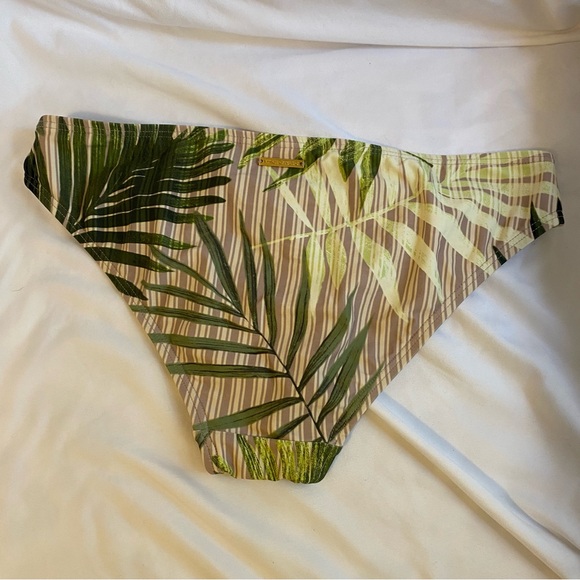 Vince Camuto Swim collection 2-Piece Swim suit in Green Multi Size M for both - Picture 5 of 8
